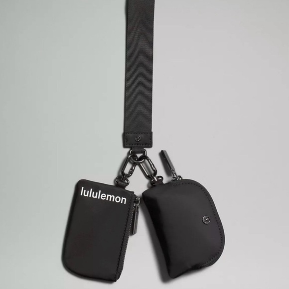 lululemon athletica Handbags - Lululemon Black Dual Pouch Wristlet
